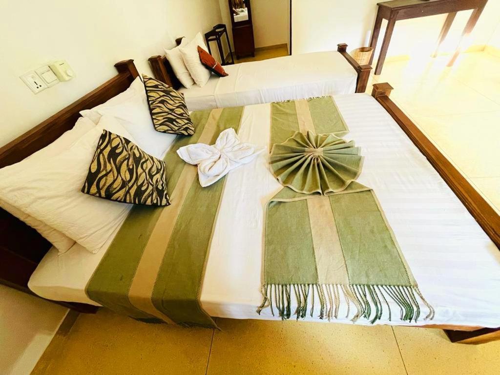 Kingfisher Resort Sigiriya Exterior foto